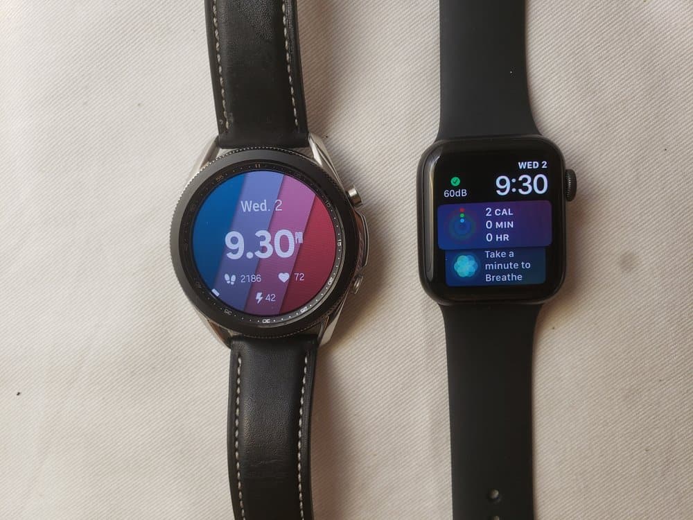 Samsung Galaxy Watch3 vs Apple Watch Series 5 watch face