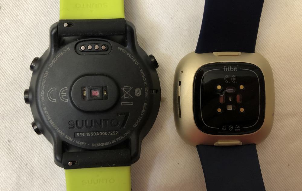 suunto 7 vs fitbit versa 3 size