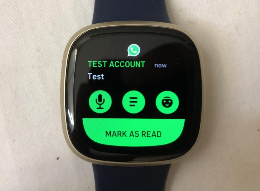 fitbit versa 3 texting