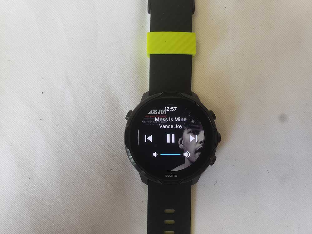 Suunto 7 music app