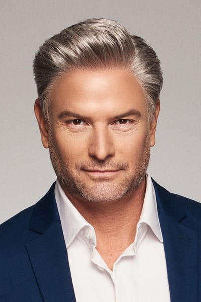 Distinguished by HIM from LA Wig Company.