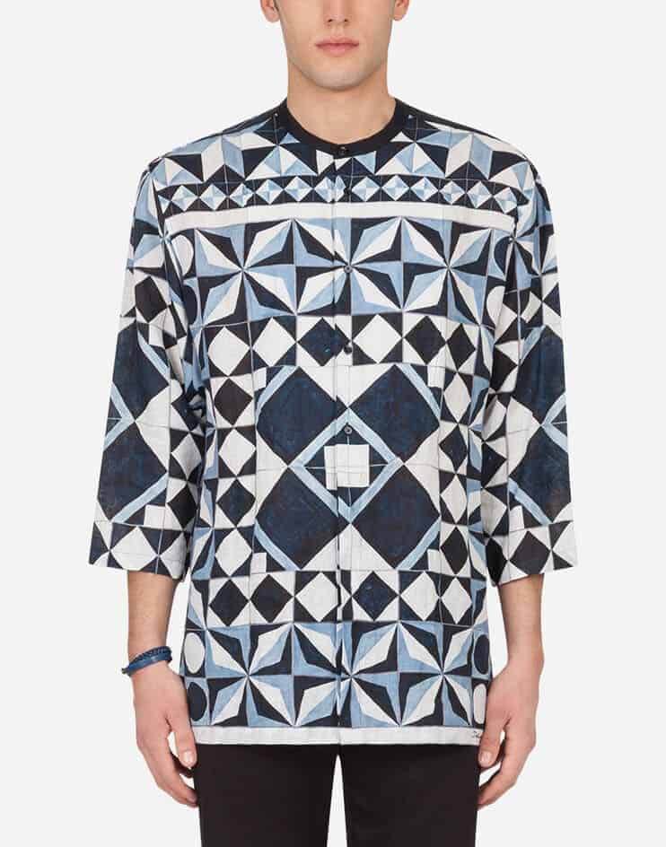 The Linen Majolica-Print Shirt with 3/4 sleeves from Dolce & Gabbana.