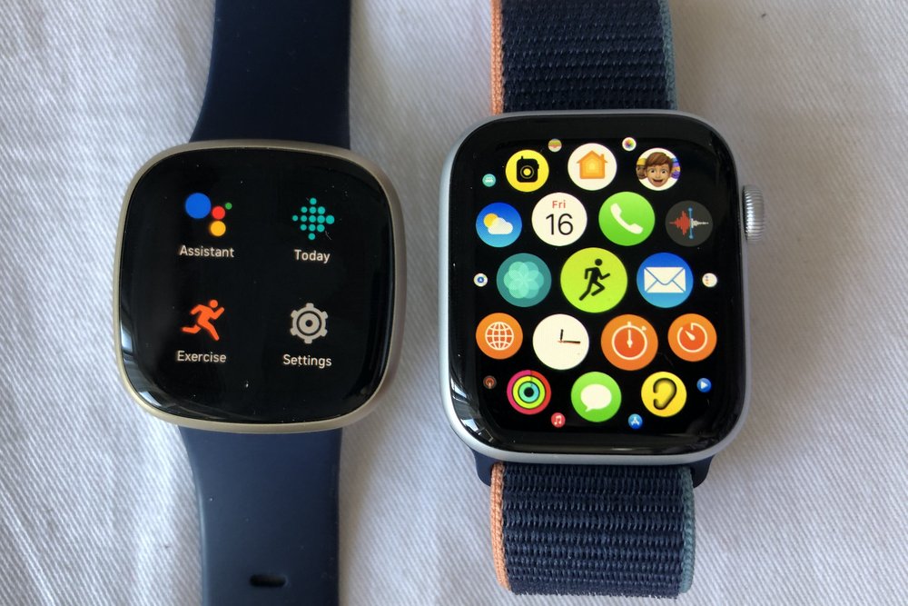 apple watch series 6 vs fitbit versa 3