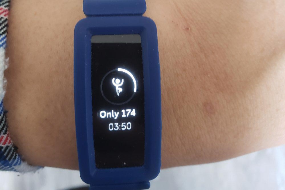 fitbit ace 2 healthy habits