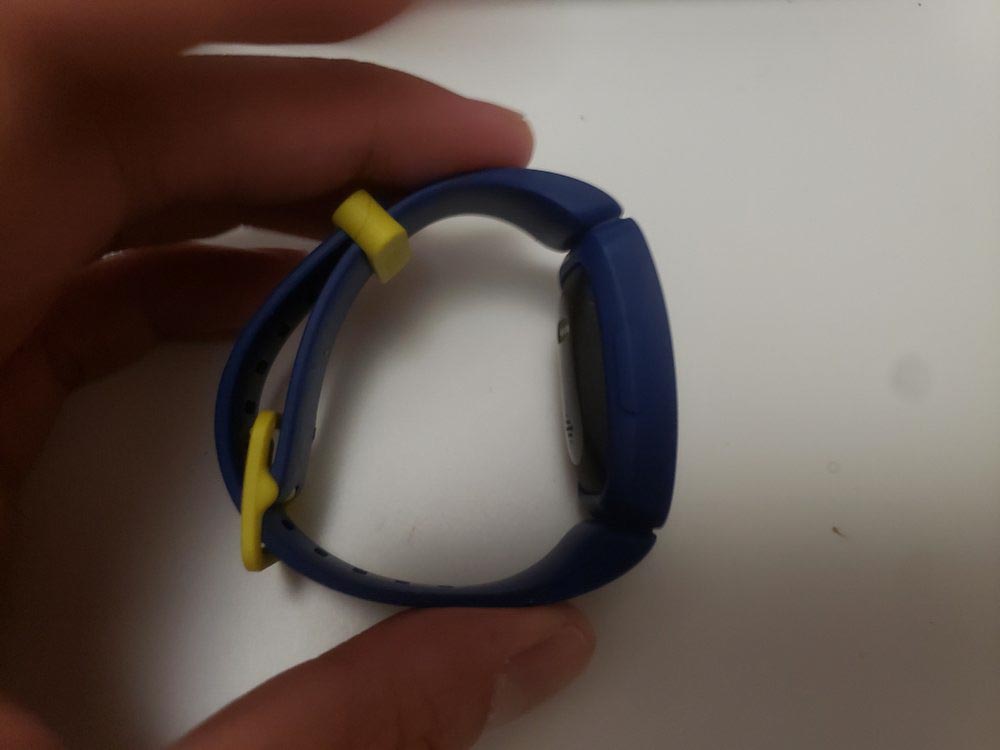 fitbit ace 2 side