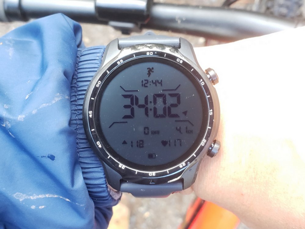 ticwatch pro 3 dual layer screen